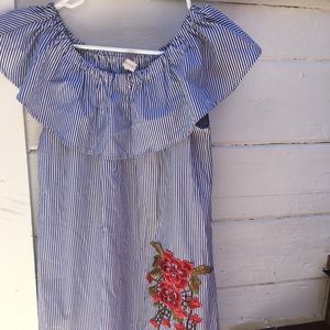 Foral off the shoulders dress